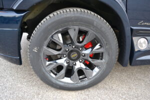 New for 2023 Platinum Wheel And Michelin Tires Explorer Van Company