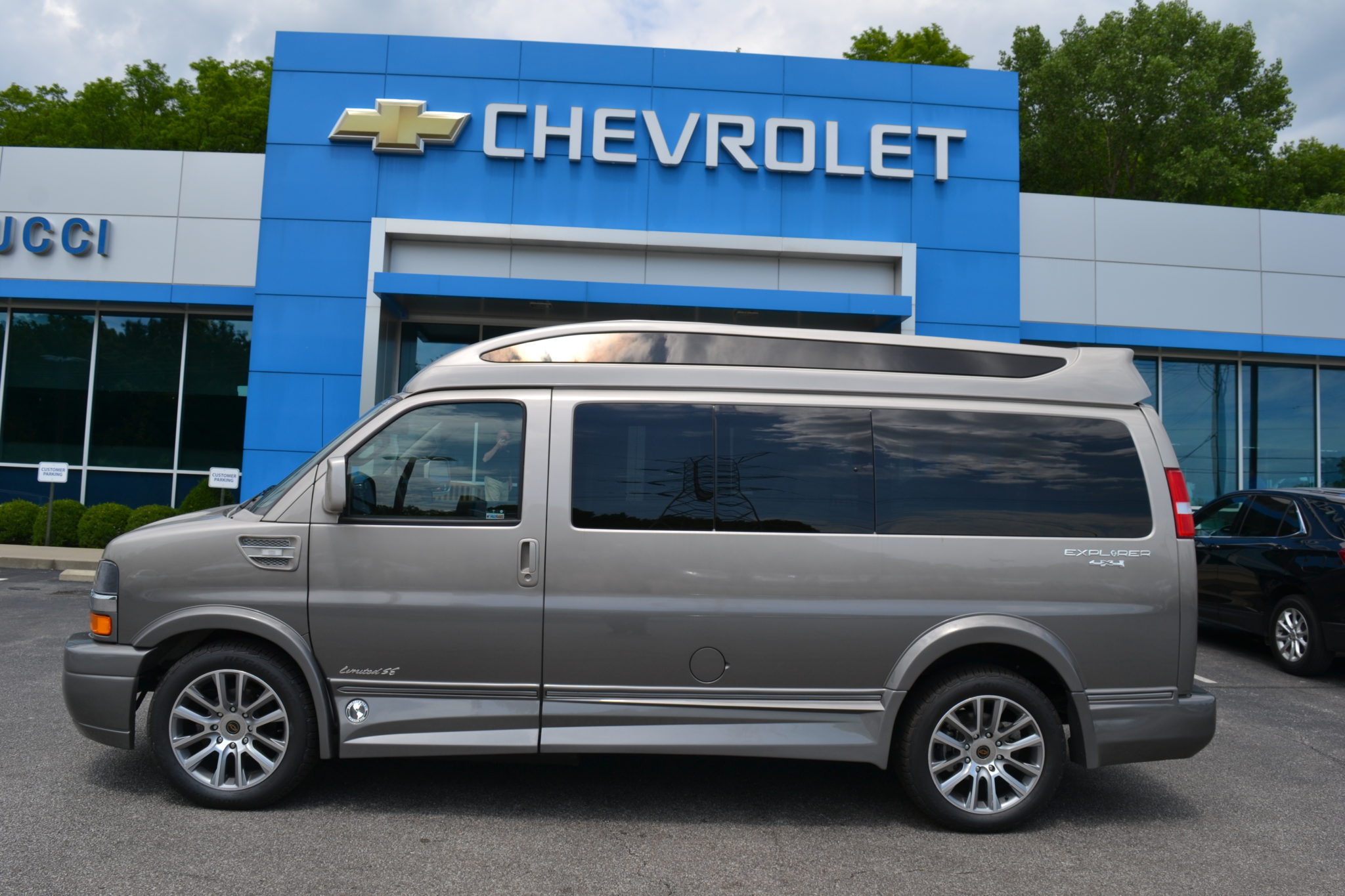 2020 Chevy Express 2500 4X4 Explorer Limited XSE VC Mike Castrucci