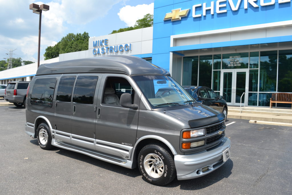 1999 Chevy Express 1500 - Southern Comfort Ultimate SE - Mike Castrucci Conversion Van Land