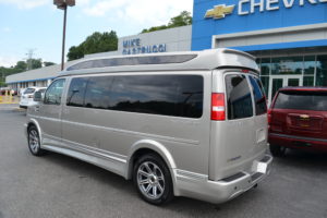 9 Passenger Explorer Conversion Van Mike Castrucci Chevrolet Conversion Van Land