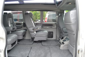 Removable Center Seating Explorer Vans