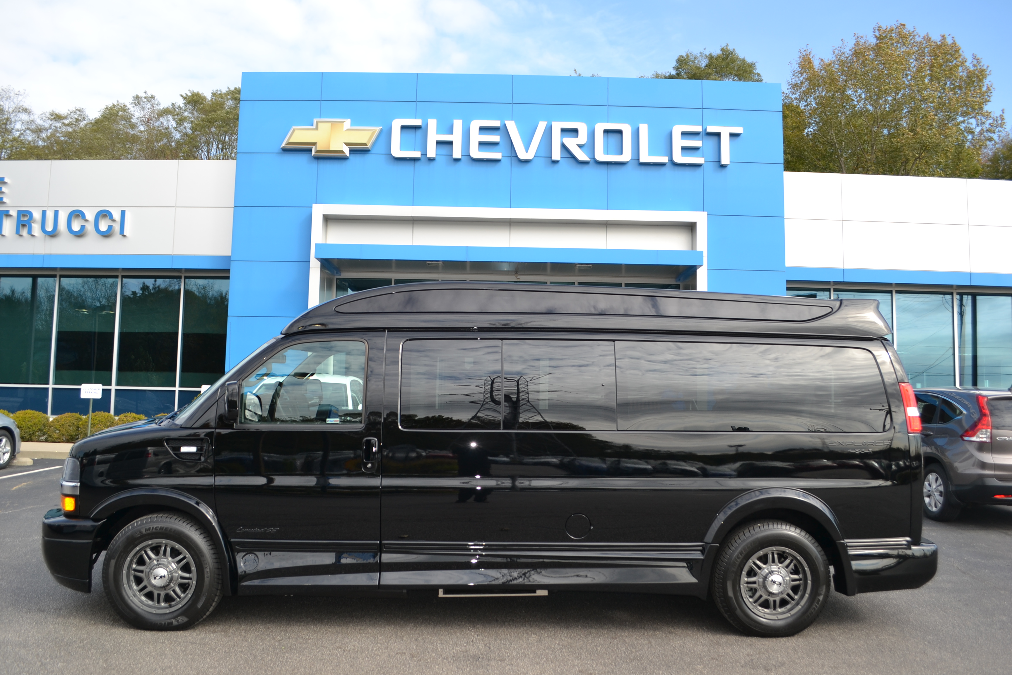 2018 chevy express 2500